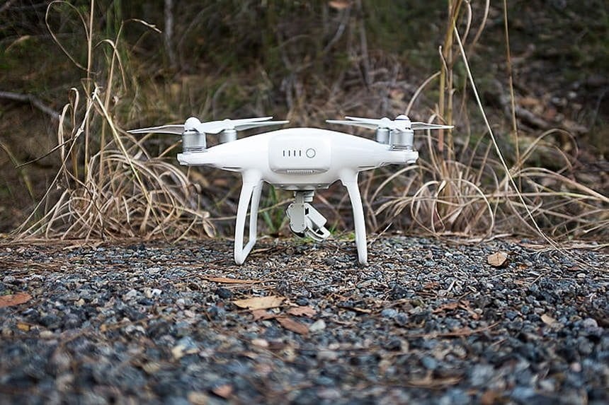 DJI Phantom 4 - Drones for Photographers