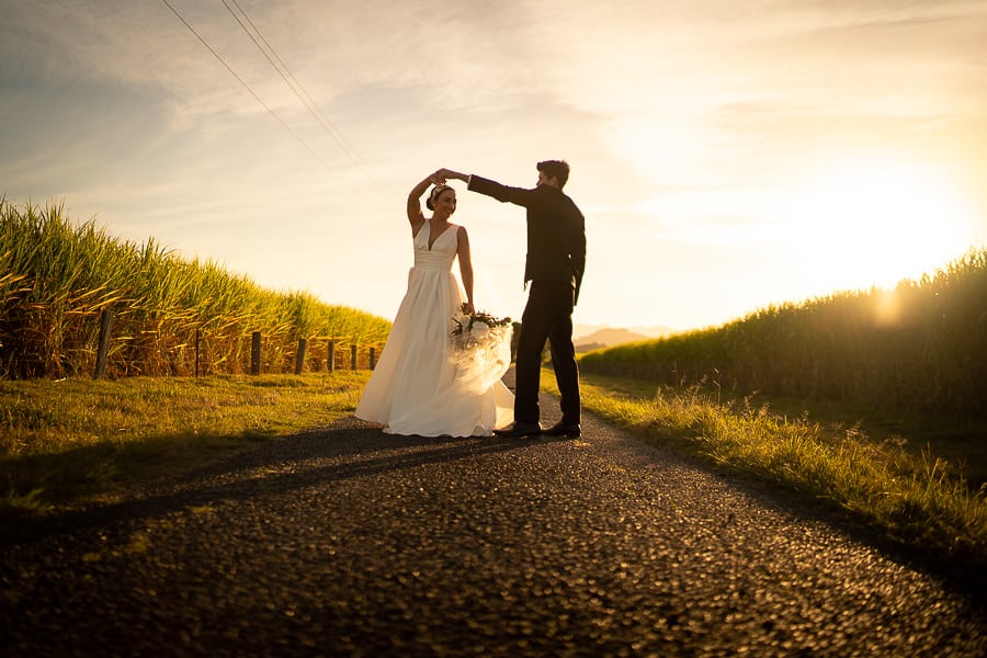 The Best Wedding Photo Poses Every Couple Should Know