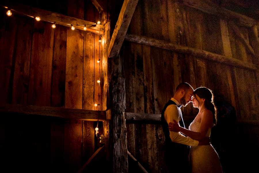 Wedding Photography: My 10 Favorite Easy Wedding Poses - YouTube