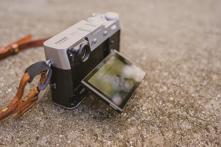 camera with LCD screen extended