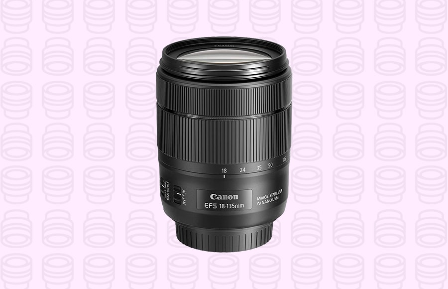 telephoto zoom with great image quality and light performance - best lens for canon EOS photography