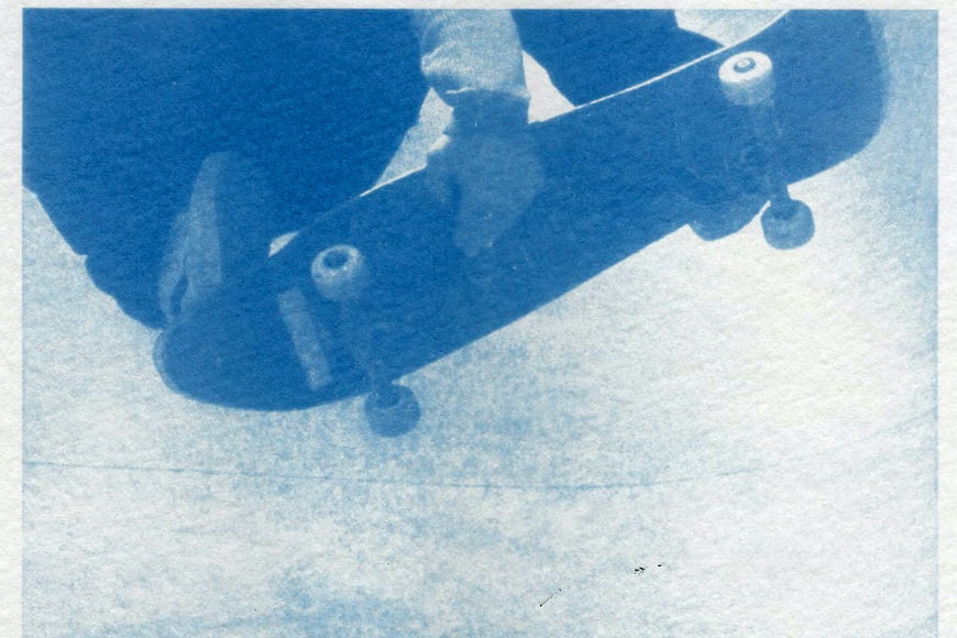 Cyanotype colors creates a photography vintage look in photos
