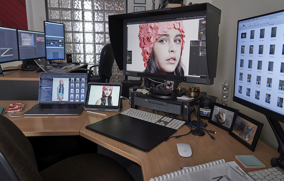 Lisa Saad photographer computer desk