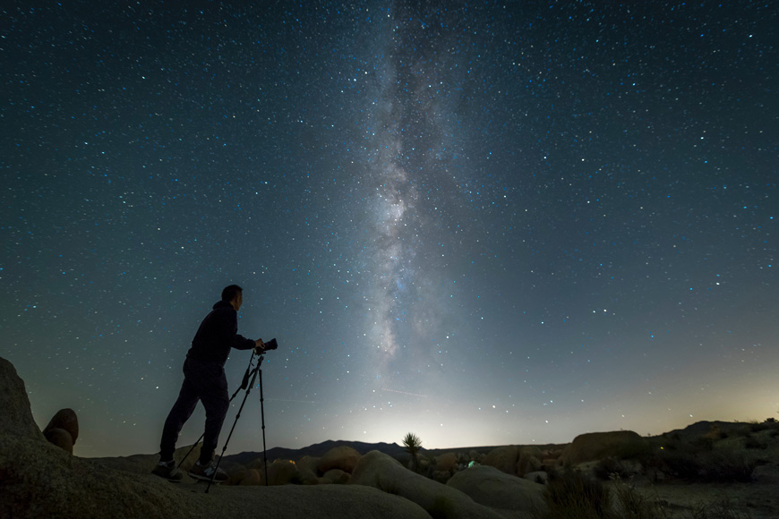 Low light photography tips: use a tripod.