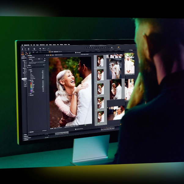 person using capture one