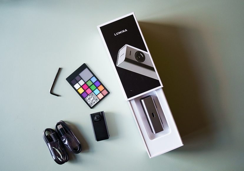 lumina webcam and accessories in box
