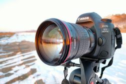 Canon eos 5d mark ii review.