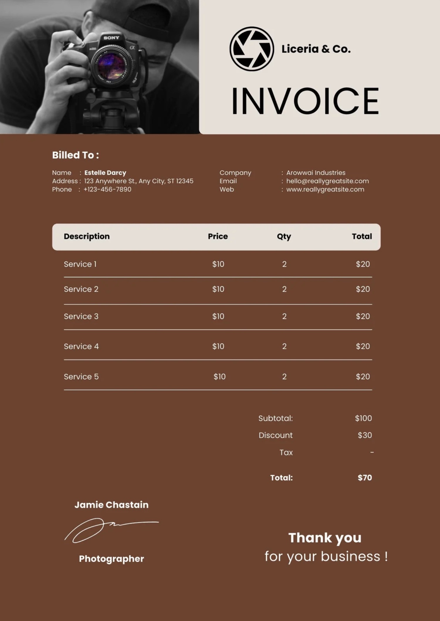 An invoice template with a photo of a photographer.