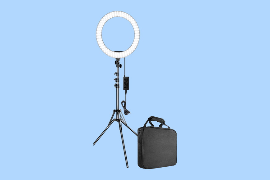 A ring light with a bag and carrying case.