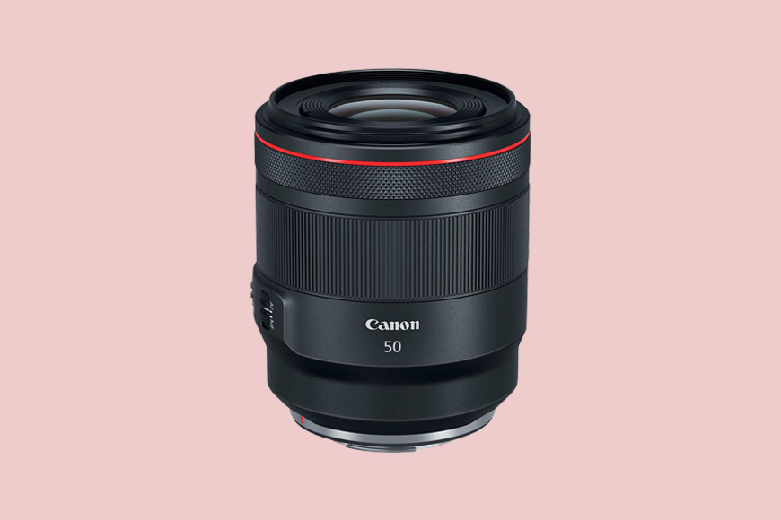 Canon ef 70-200mm f/2 8 is usm lens.