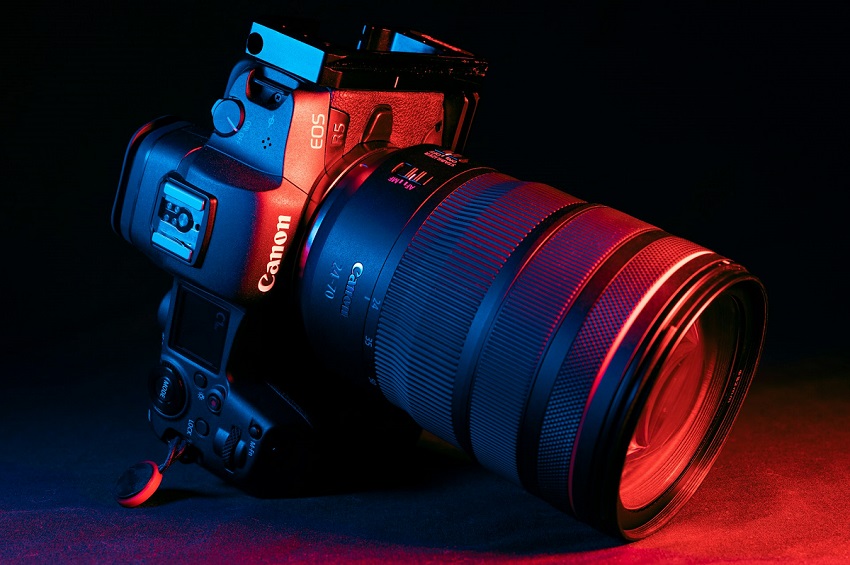 Canon eos 70-200mm f/2.8 lens.