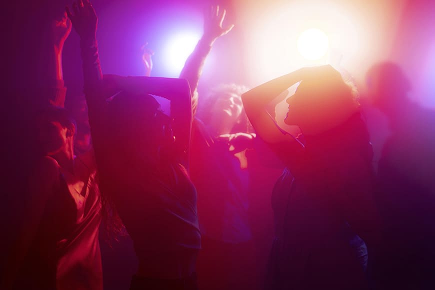 Cinematic Poses for Musicians, DJs, and Nightlife Artists 6