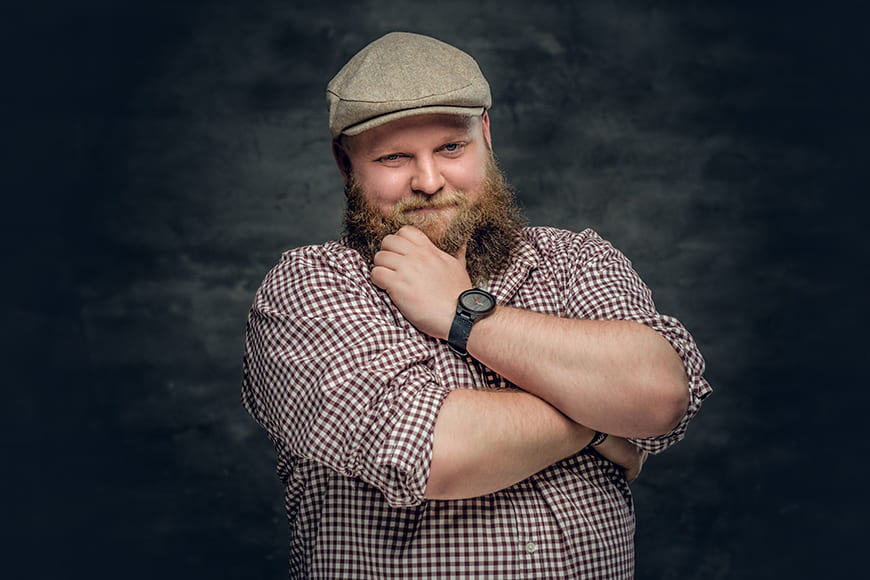 Confident Poses for Plus-Size Male Portraits and Groom Shoots 6