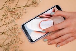 Easy Mobile AI Apps for Better Nail Art Portfolio Photos