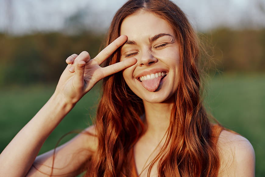 Gen Z Poses That Don’t Look Cringe (For TikTok, Reels & Instagram) 2