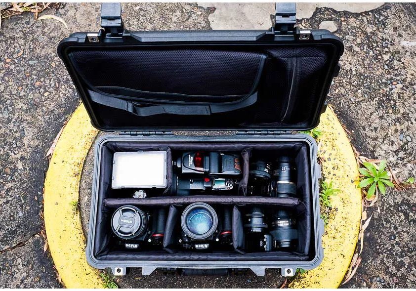 travel camera case with equipment
