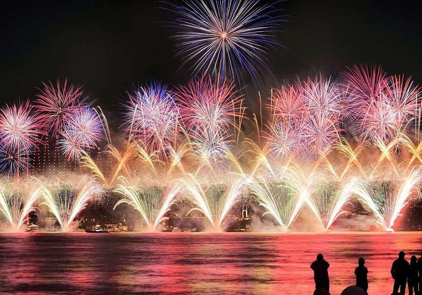 Sydney's new year's eve fireworks.